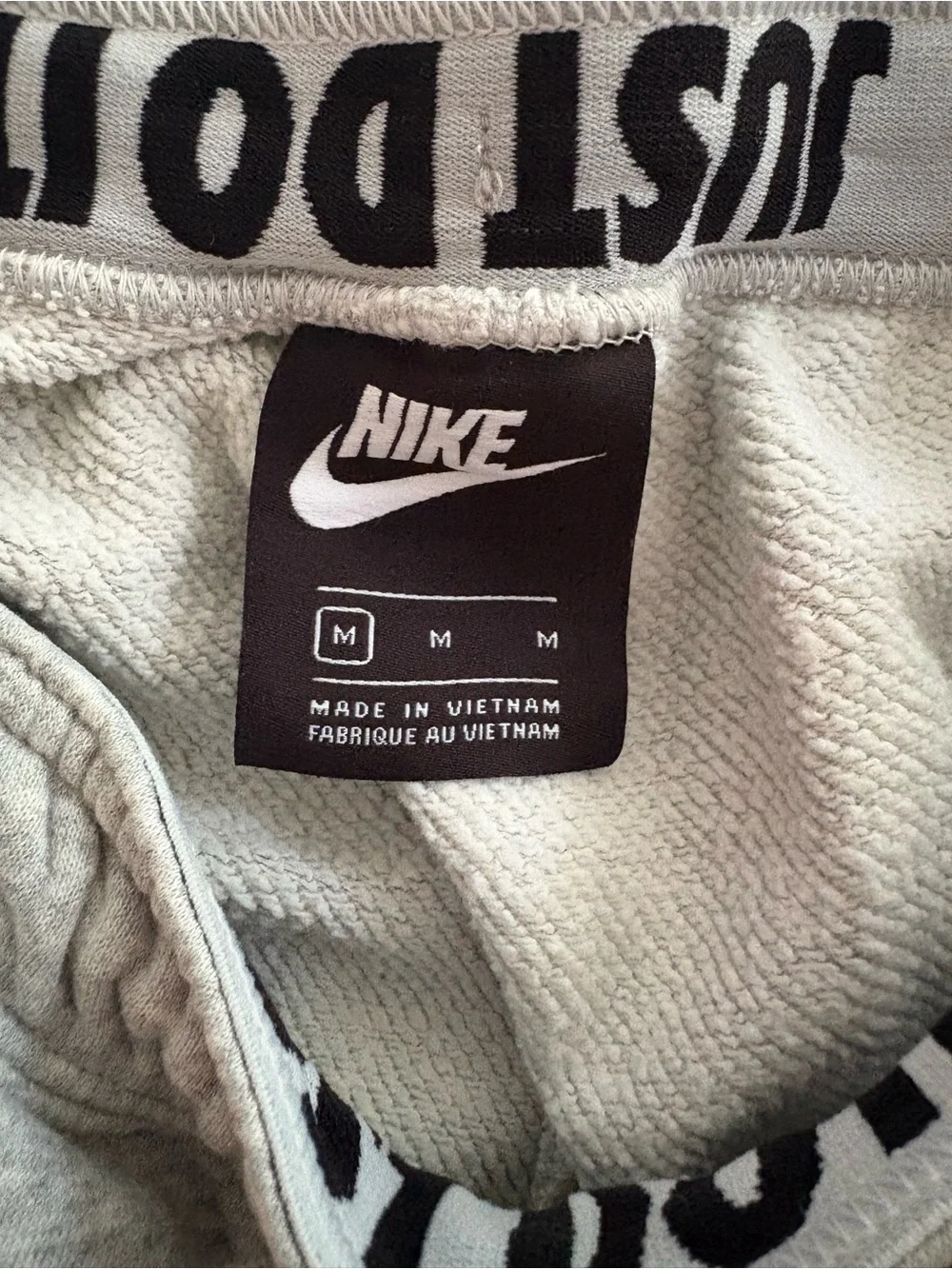 Nike Women’s Grey Fleece Jogger Pants Drawstring